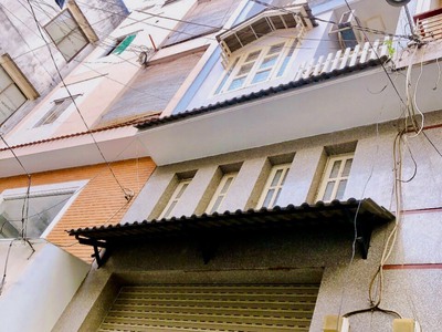 Cần bán loa cổ đang nghe tốt 835