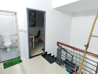 Cần bán loa cổ đang nghe tốt 2003