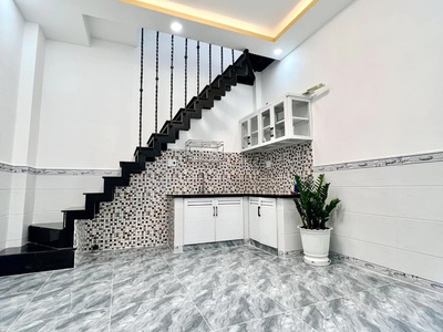 Cần bán loa cổ đang nghe tốt 758