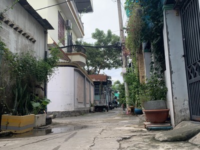 Cần bán loa cổ đang nghe tốt 2300
