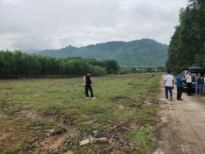 Cần bán loa cổ đang nghe tốt 100