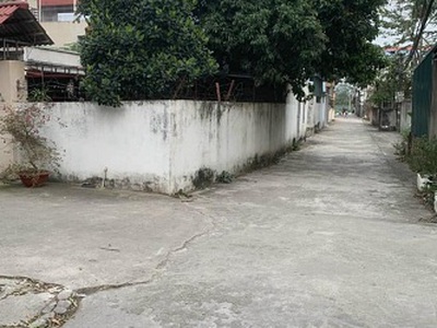 Cần bán loa cổ đang nghe tốt 1366
