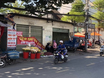 Cần bán loa cổ đang nghe tốt 390