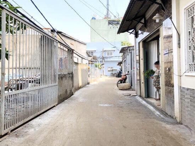 Cần bán loa cổ đang nghe tốt 1702