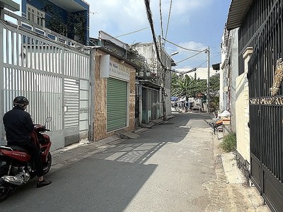 Cần bán loa cổ đang nghe tốt 1060