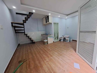 Cần bán loa cổ đang nghe tốt 481
