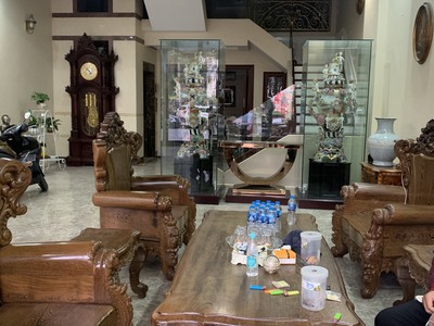 Cần bán loa cổ đang nghe tốt 181