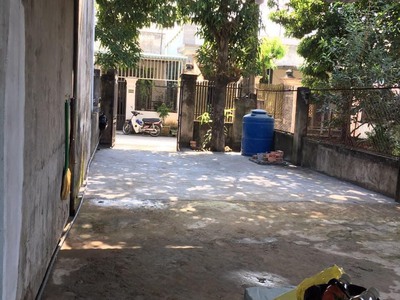 Cho thuê nhà 3,5tr/tháng, sân oto, 2pn gần chợ quang thắng trảng dài 4