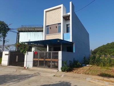 Cần bán loa cổ đang nghe tốt 61