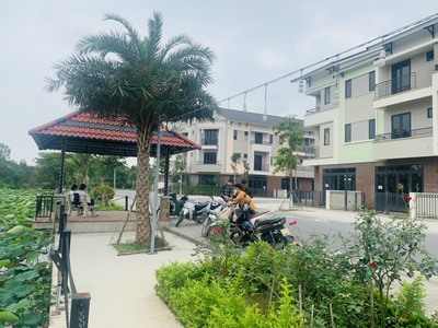 Cần bán loa cổ đang nghe tốt 695