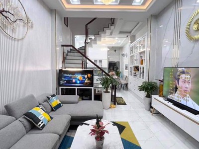 Cần bán loa cổ đang nghe tốt 600
