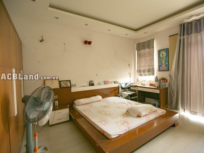 Cần bán loa cổ đang nghe tốt 148