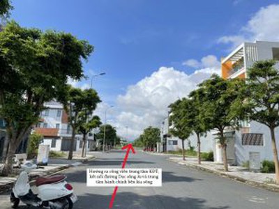 Cần bán loa cổ đang nghe tốt 279
