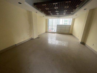Nhà cho MT Nguyễn Thị Thập,Tân Phong, Quận 7.DT 5.5x2m, hầm , 6 lầu , thang máy. Giá thuê 90 triệu 0