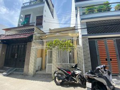 Cần bán loa cổ đang nghe tốt 395