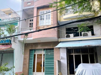 Cần bán loa cổ đang nghe tốt 879