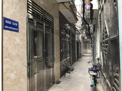 Cần bán loa cổ đang nghe tốt 1800