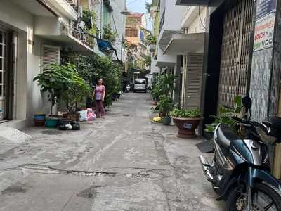 Nhà đẹp khu trung tâm, xem là thích ngay 12