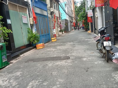 Cần bán loa cổ đang nghe tốt 5024