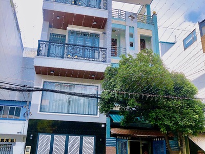 Cần bán loa cổ đang nghe tốt 4973