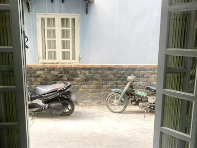 Cần bán loa cổ đang nghe tốt 4011