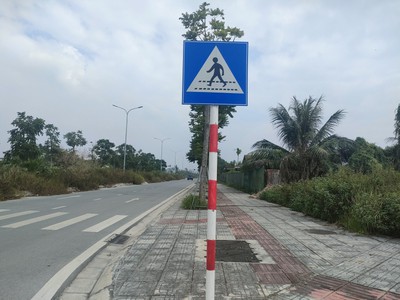 Cần bán loa cổ đang nghe tốt 2551