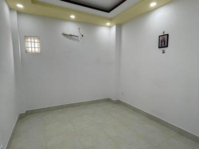 Cần bán loa cổ đang nghe tốt 5018