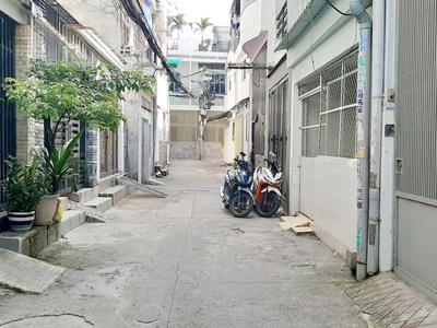 Cần bán loa cổ đang nghe tốt 4371
