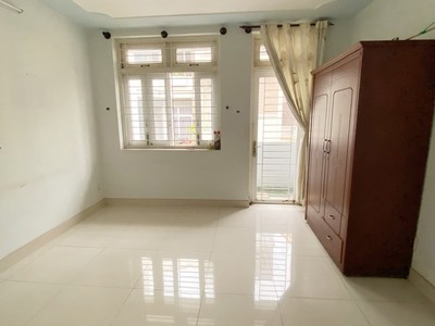 Cần bán loa cổ đang nghe tốt 5047