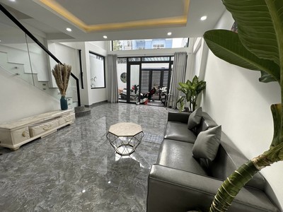 Cần bán loa cổ đang nghe tốt 5135
