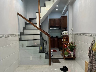 Cần bán loa cổ đang nghe tốt 5063