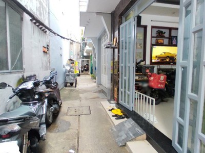 Cần bán loa cổ đang nghe tốt 4022