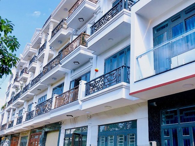 Cần bán loa cổ đang nghe tốt 3588