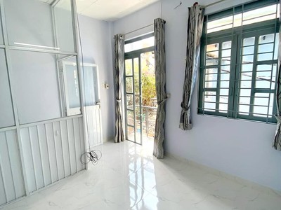 Cần bán loa cổ đang nghe tốt 3896