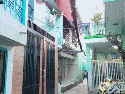 Cần bán loa cổ đang nghe tốt 3895