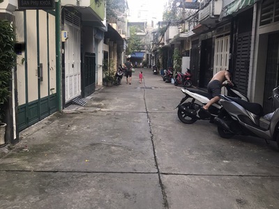Cần bán loa cổ đang nghe tốt 3200