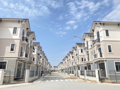 Cần bán loa cổ đang nghe tốt 3452