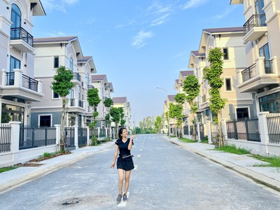 Cần bán loa cổ đang nghe tốt 3559