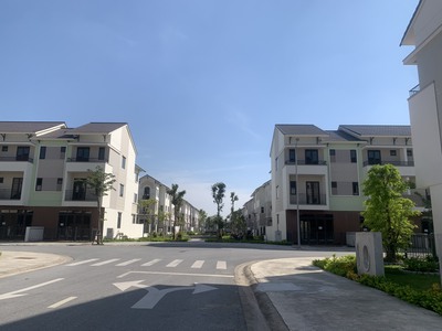 Cần bán loa cổ đang nghe tốt 2578
