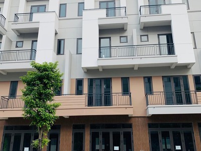 Cần bán loa cổ đang nghe tốt 3431