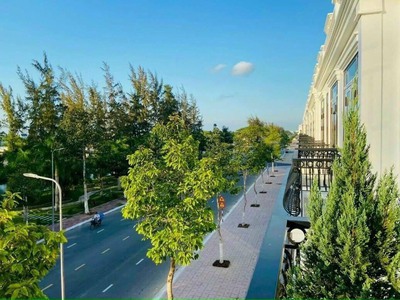 Nhà ở Cao cấp   Hiện đại . Môi trường sống tốt nhất Miền Tây 0