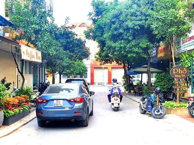 Bán nhà Lê Lai, Hà Đông, kiến trúc sư tự xây, 5 tầng, DT 65m2, MT 5,4m 0