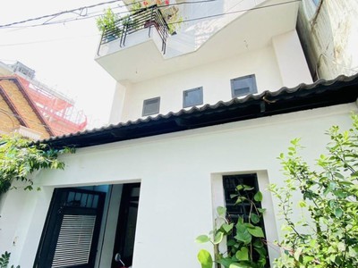 Cần bán loa cổ đang nghe tốt 7232