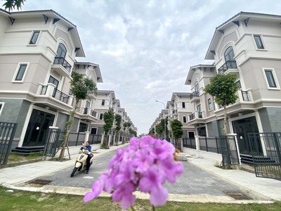 Cần bán loa cổ đang nghe tốt 6269