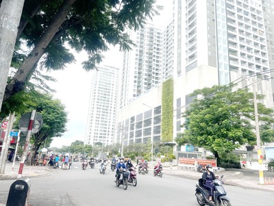 Cần bán loa cổ đang nghe tốt 6989