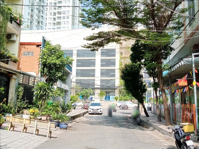 Cần bán loa cổ đang nghe tốt 6379