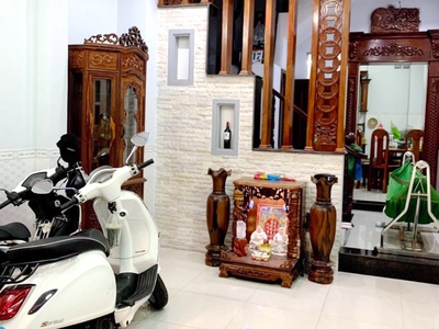 Cần bán loa cổ đang nghe tốt 7077