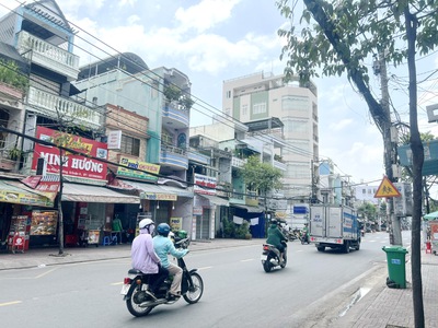 Cần bán loa cổ đang nghe tốt 6748