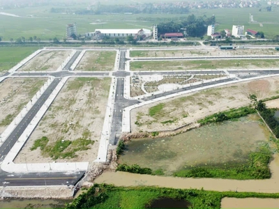 Cần bán loa cổ đang nghe tốt 6575