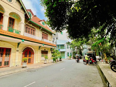 Cần bán loa cổ đang nghe tốt 6793